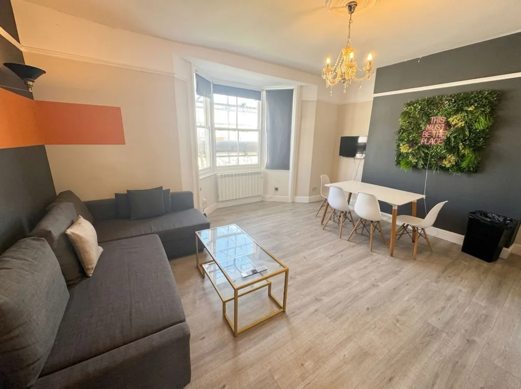2 bedroom flat for rent