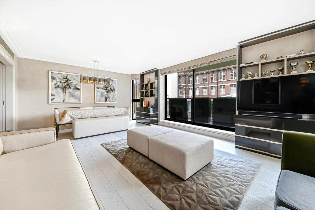 3 bedroom flat for rent