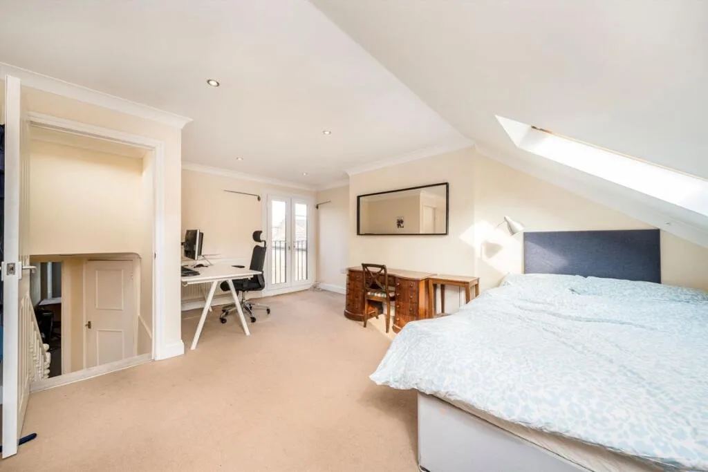 3 bedroom flat for rent