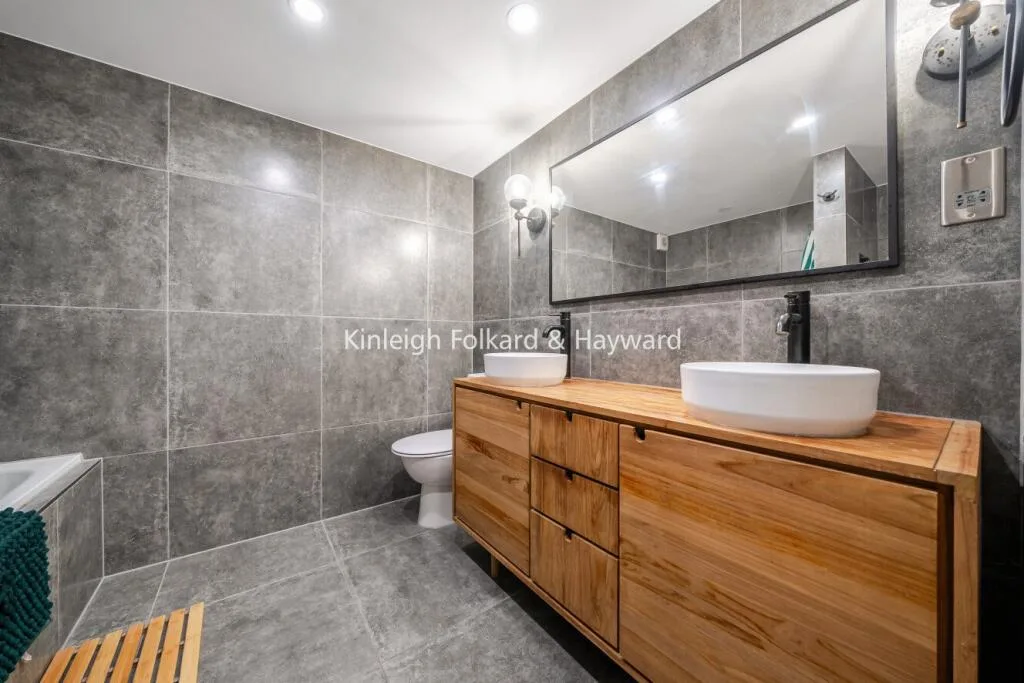 2 bedroom terraced house for rent