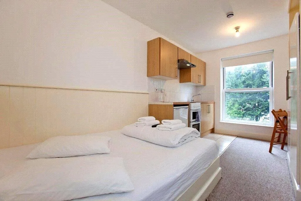 Studio apartment for rent
