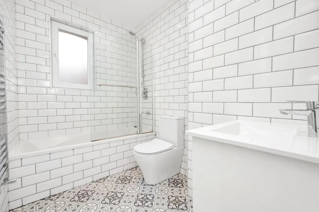 5 bedroom terraced house for rent