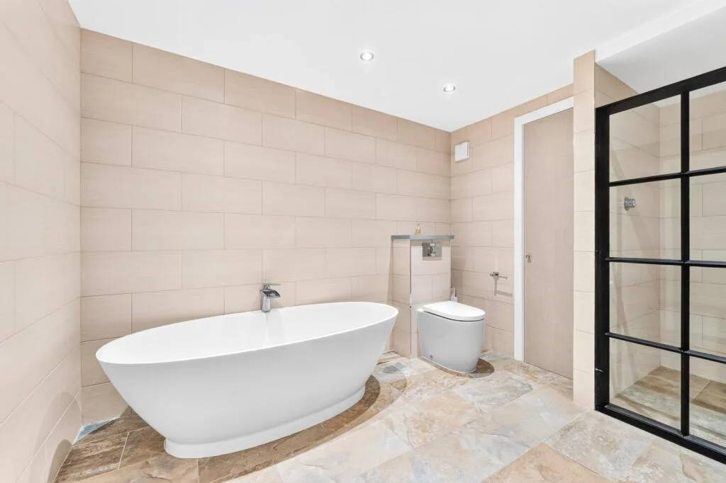 2 bedroom property for rent