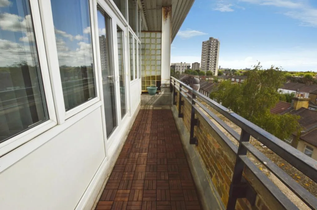 2 bedroom house for rent