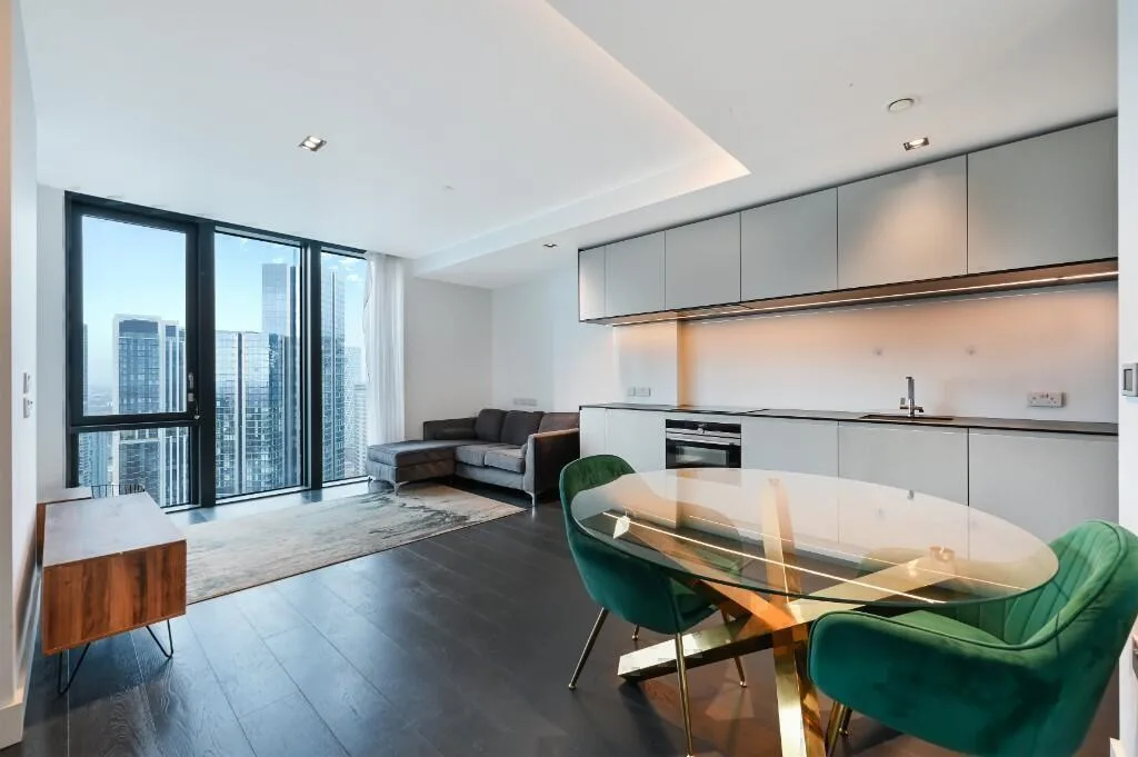 3 bedroom flat for rent