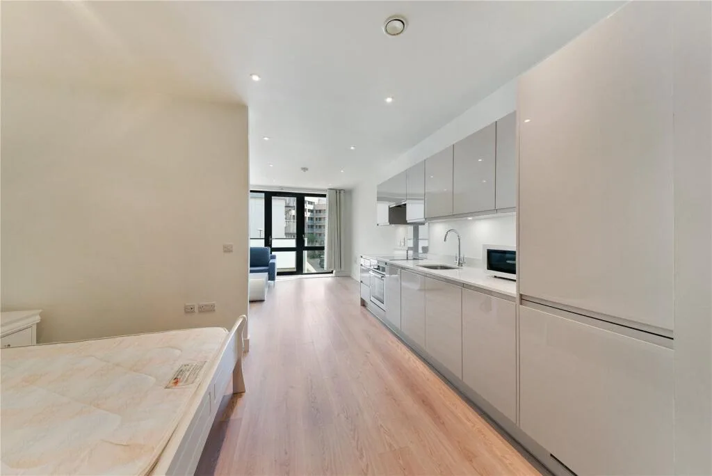 Studio apartment for rent