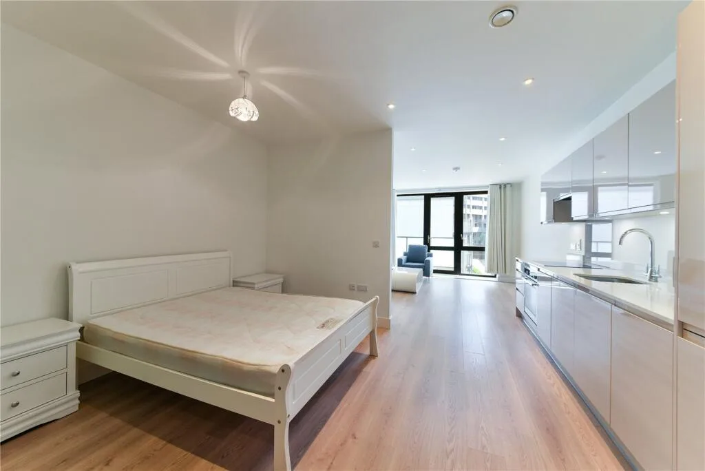 Studio apartment for rent