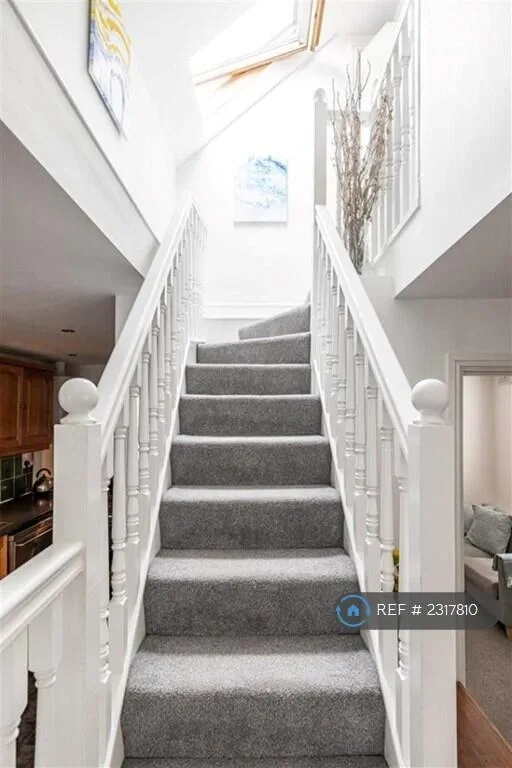 2 bedroom semi-detached house for rent