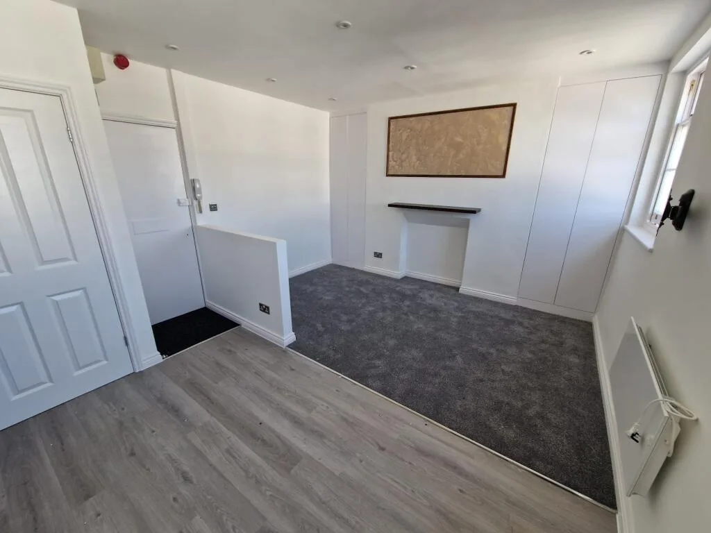 Studio flat for rent