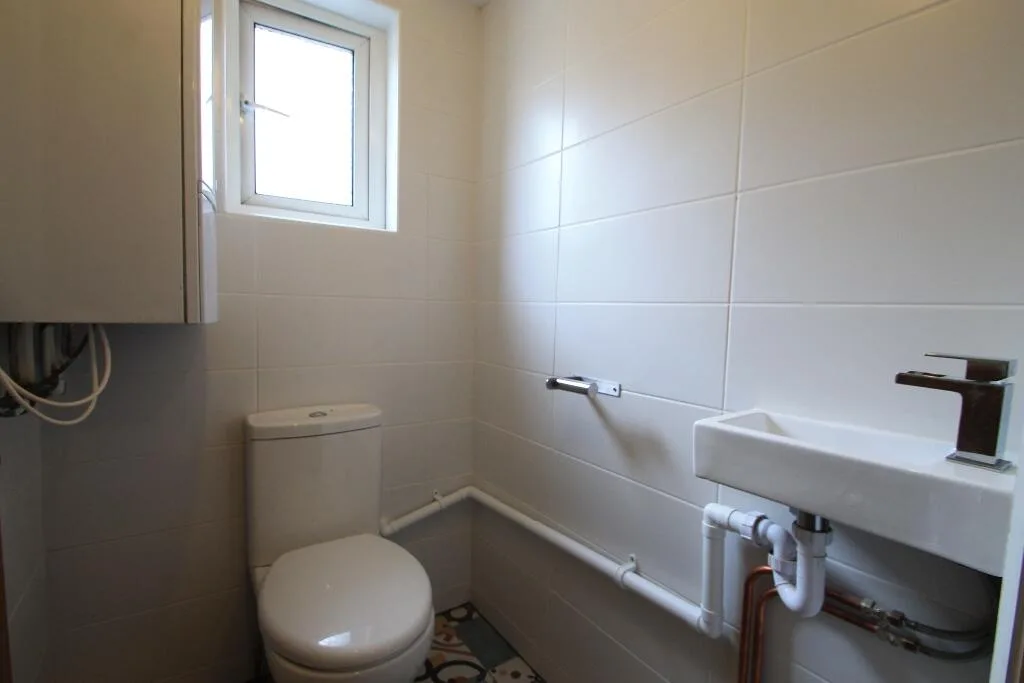 8 bedroom terraced house for rent