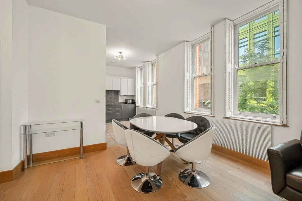 3 bedroom flat for rent
