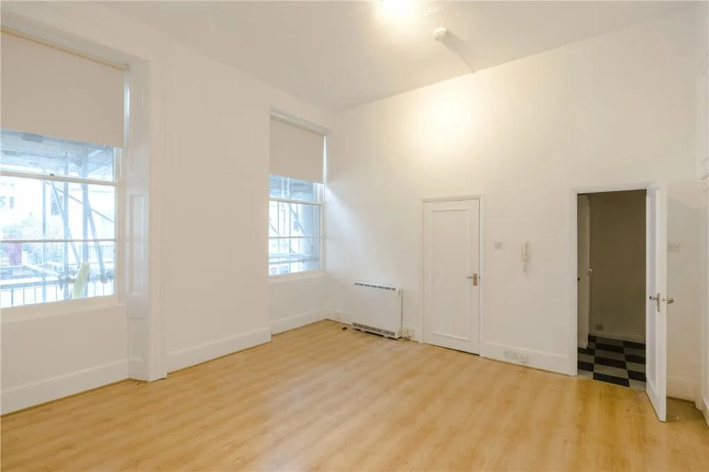 Studio flat for rent