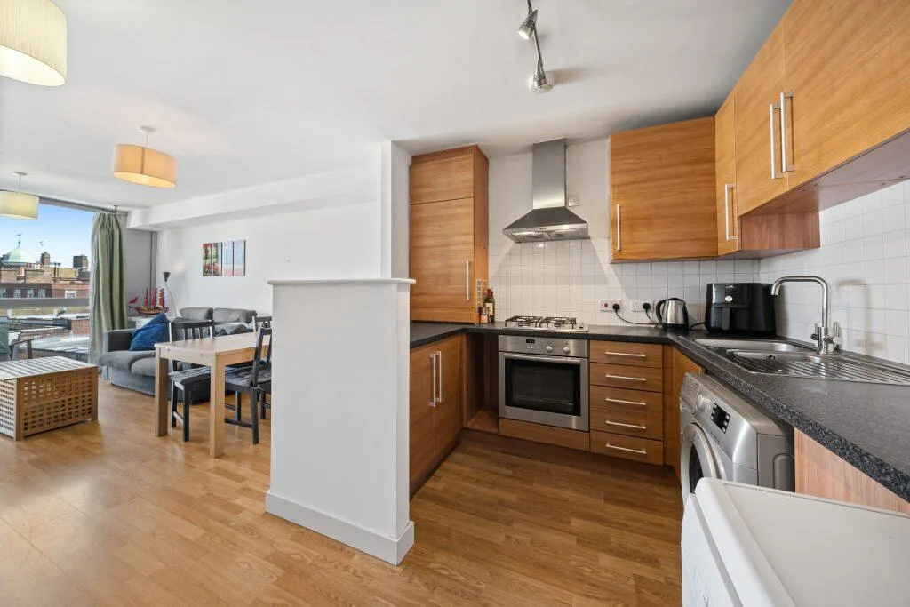 2 bedroom flat for rent
