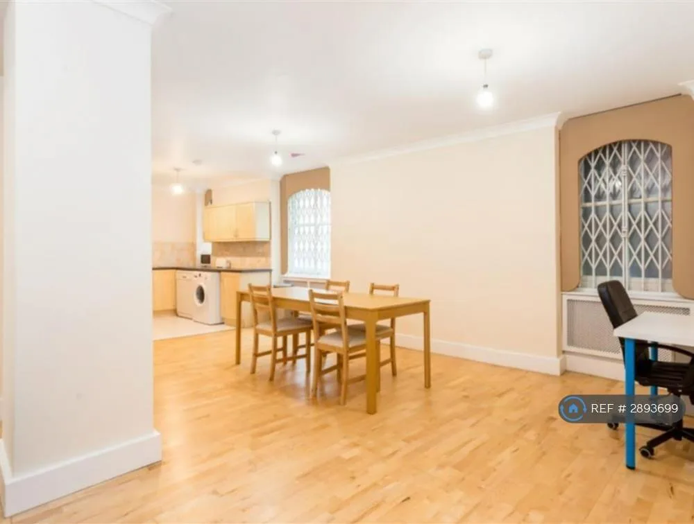 3 bedroom flat for rent