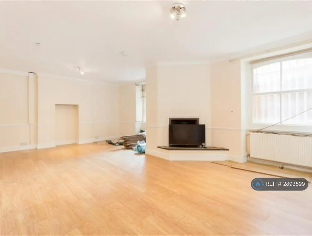 3 bedroom flat for rent