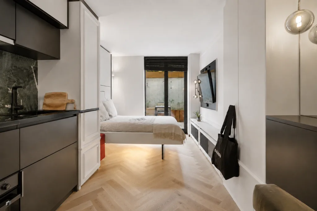 Studio flat for rent