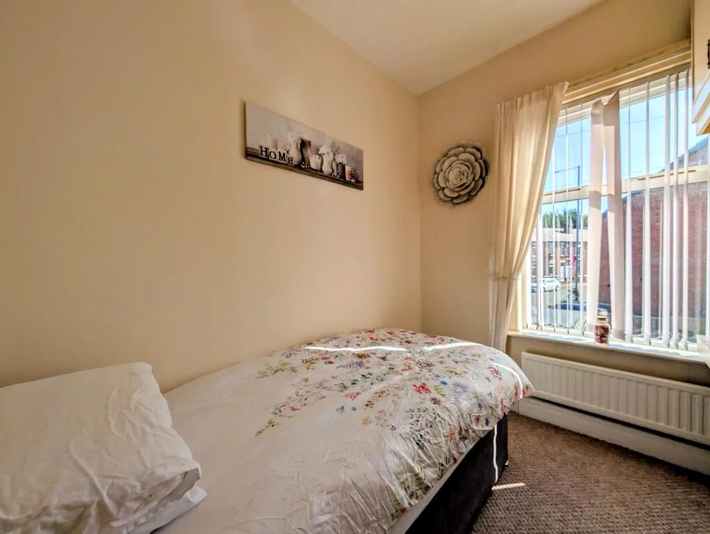 2 bedroom house for rent