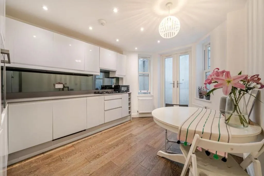 2 bedroom flat for rent