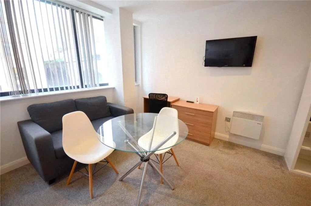 Studio apartment for rent