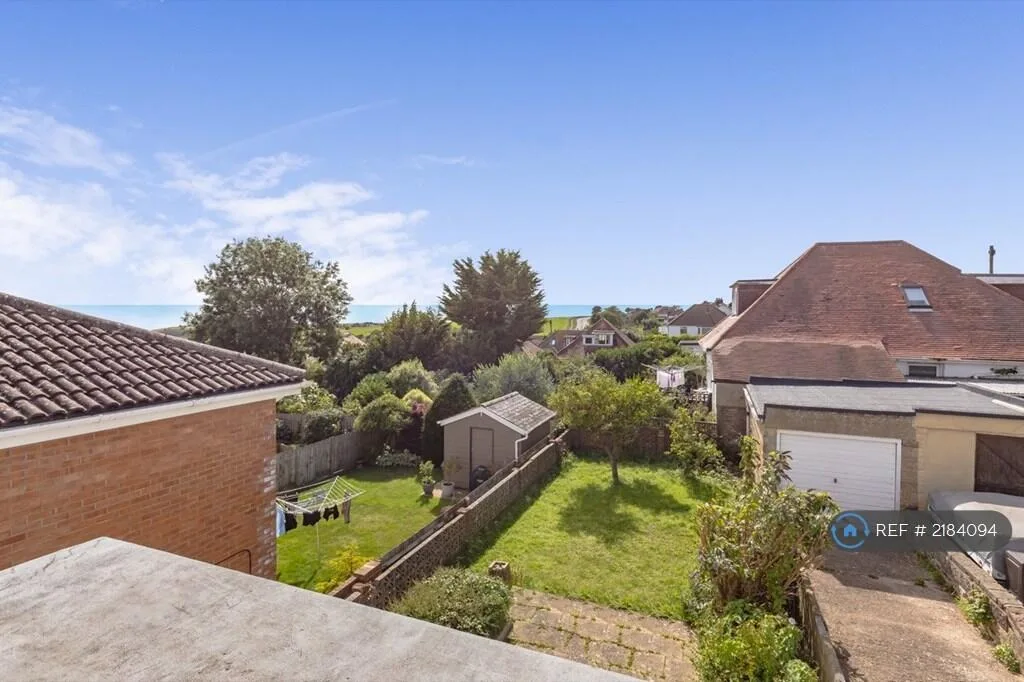 2 bedroom detached house for rent