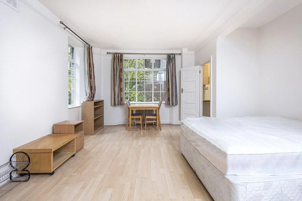 Studio apartment for rent