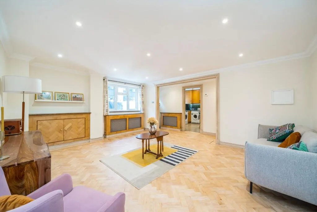 2 bedroom flat for rent