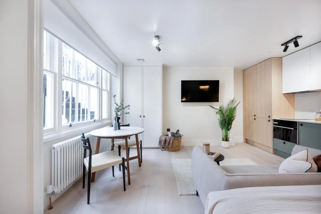 Studio flat for rent