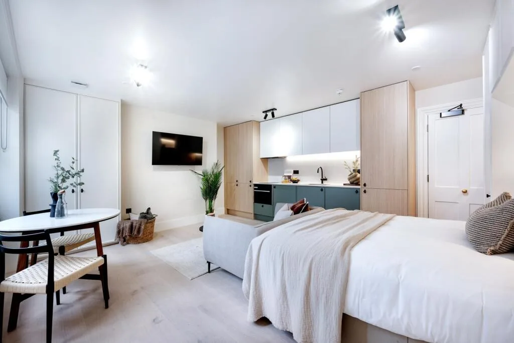 Studio flat for rent