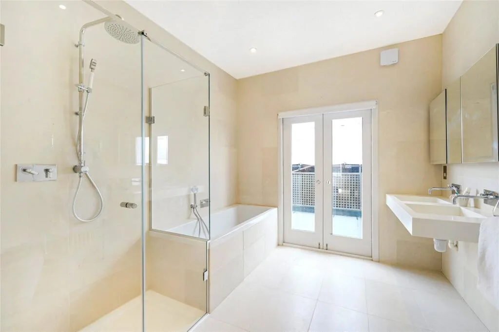 4 bedroom terraced house for rent