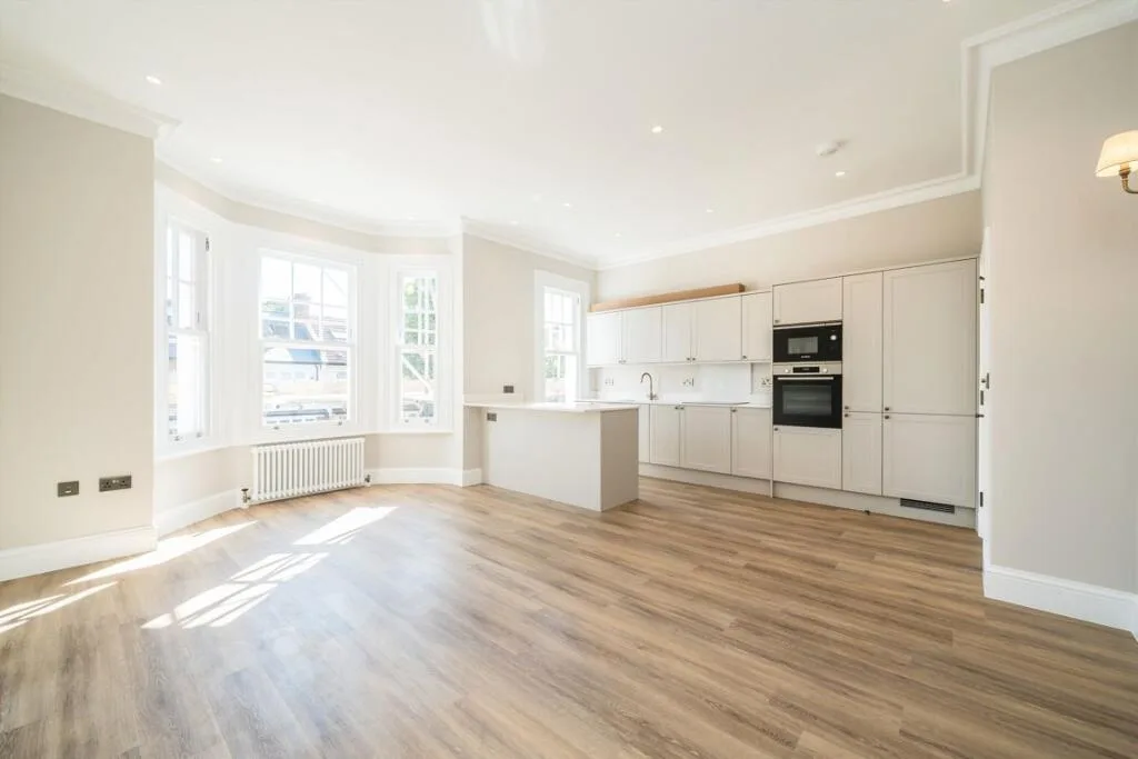 3 bedroom flat for rent