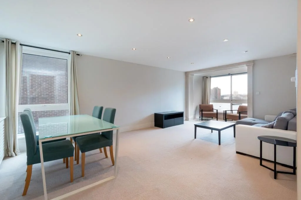 2 bedroom flat for rent