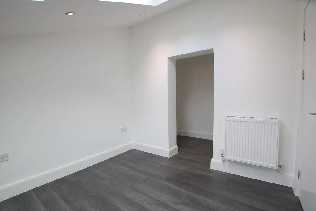 2 bedroom ground floor flat for rent