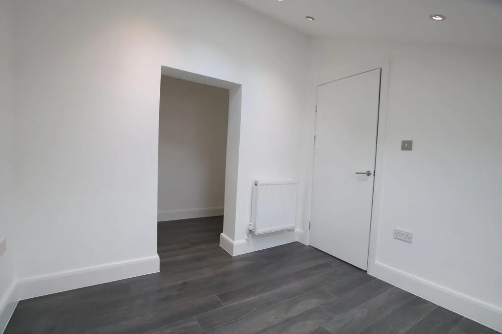 2 bedroom ground floor flat for rent