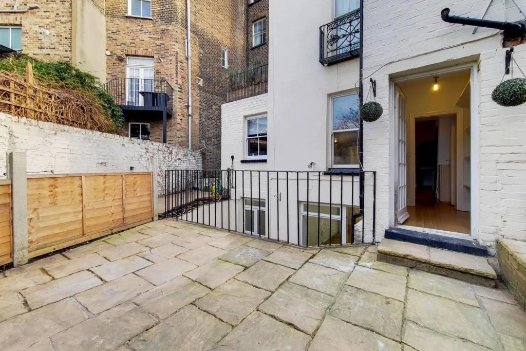 2 bedroom apartment for rent
