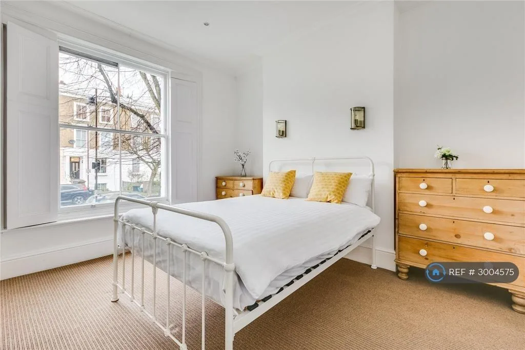 2 bedroom maisonette for rent
