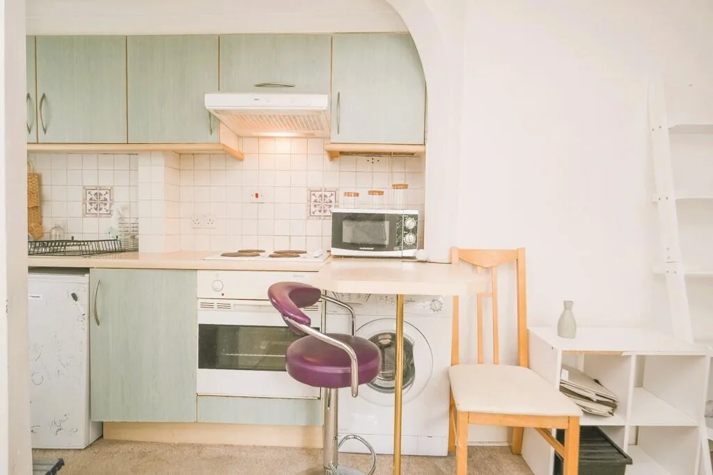 Studio flat for rent