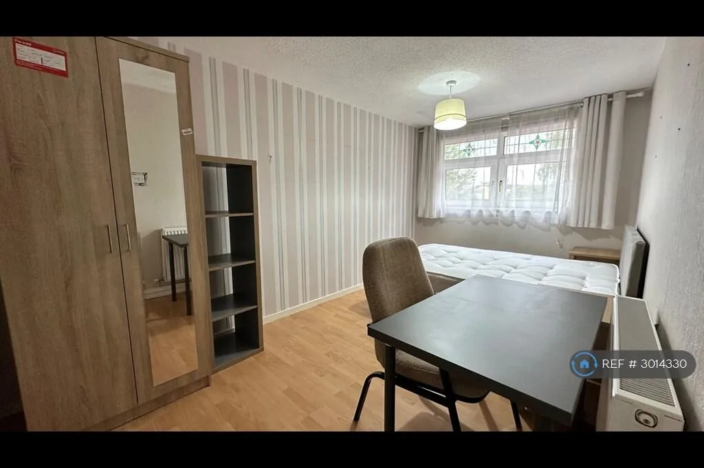 3 bedroom maisonette for rent