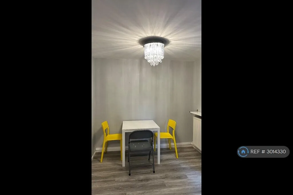 3 bedroom maisonette for rent