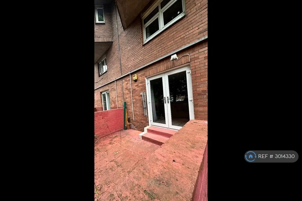 3 bedroom maisonette for rent