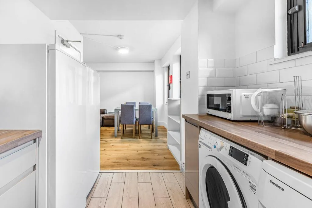 4 bedroom flat for rent
