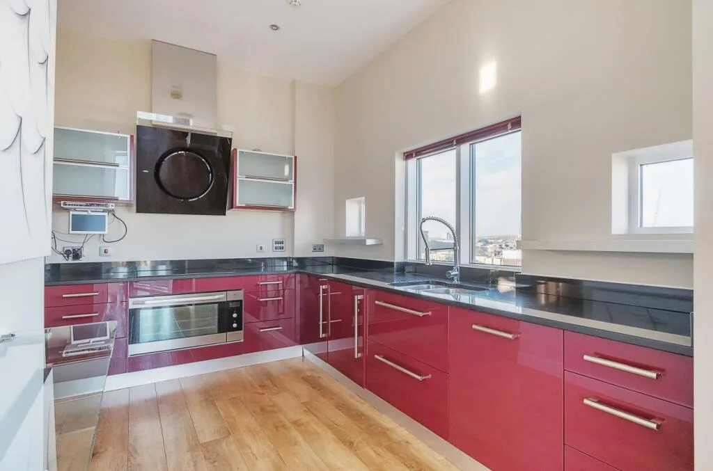 2 bedroom penthouse for rent