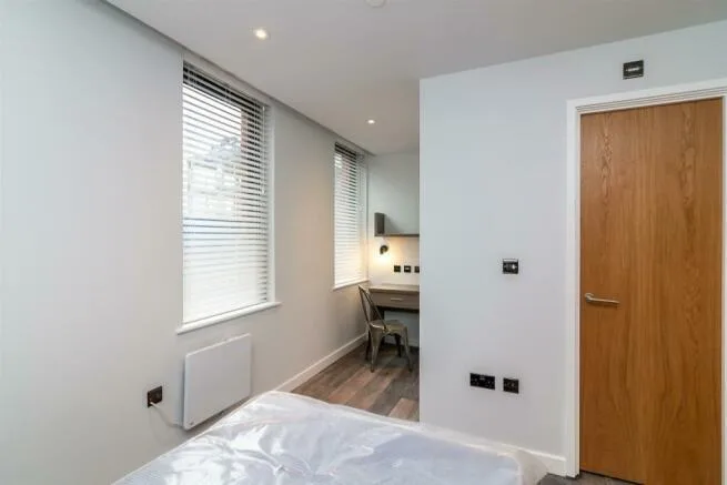 4 bedroom flat for rent