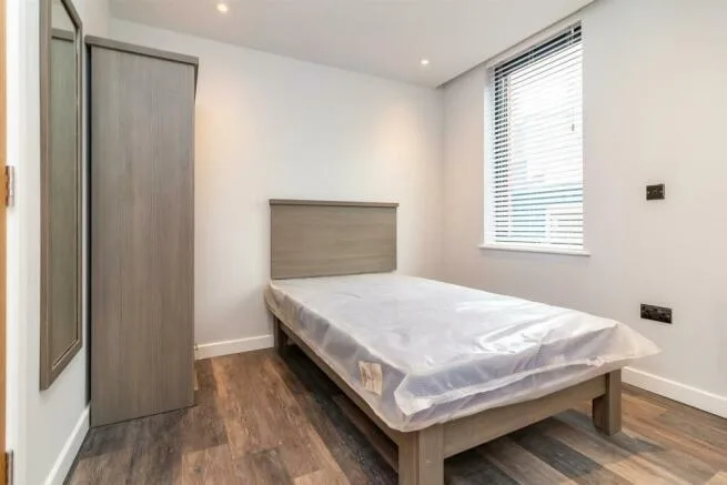 4 bedroom flat for rent