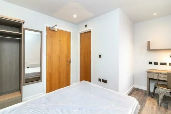 4 bedroom flat for rent
