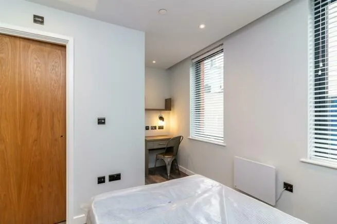 4 bedroom flat for rent