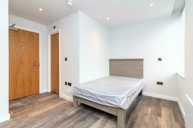 4 bedroom flat for rent