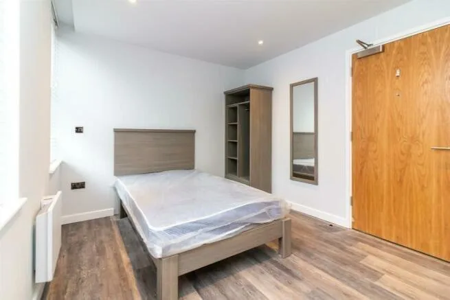 4 bedroom flat for rent