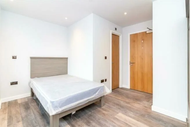 4 bedroom flat for rent