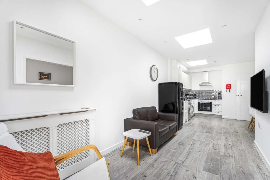1 bedroom apartment for rent