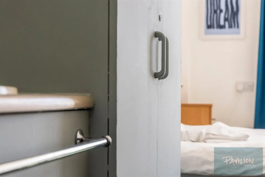 1 bedroom private hall for rent